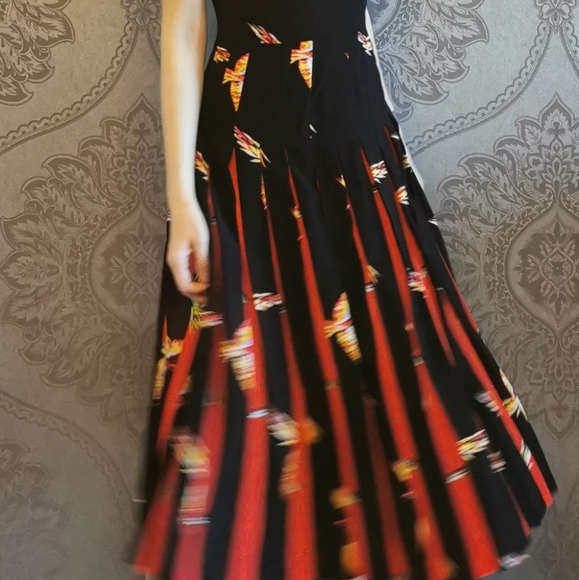 NWOT DVF Silk pleated dress - Picture 5 of 8